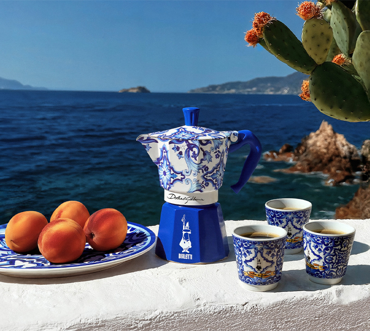 Dolce&Gabbana and Bialetti 2025 - 03