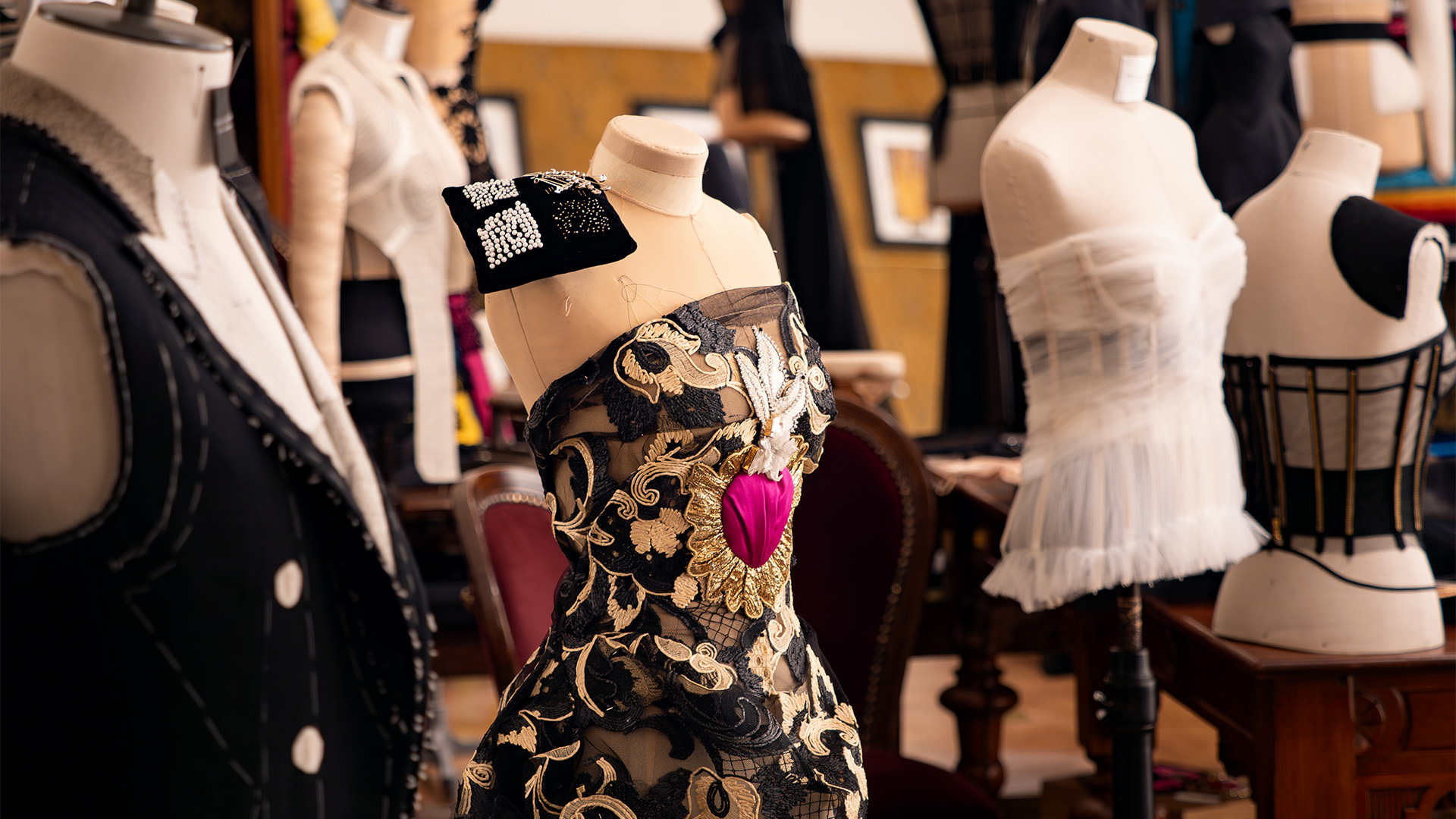 Sartoria Alta Moda dress - From the Heart to the Hands 2024, Palazzo Reale