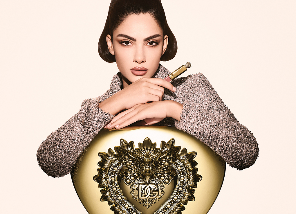 Dolce&Gabbana Holiday Beauty 2025 Campaign Middle East | Huda El Mufti - Gift set, makeup, Fragrances 18